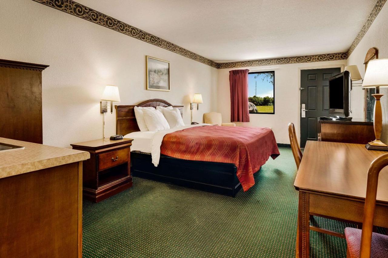 Rodeway Inn Sandersville Exterior foto